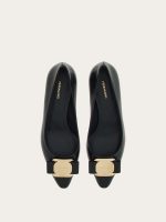 Ferragamo New Vara plate low heel pump - Image 3